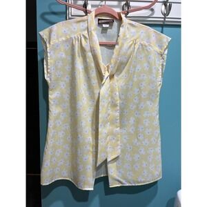 Vintage Smith Jones Women's Blouse Yellow with White Flowers‎